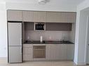 2301-575 Bloor St E, Toronto, ON  - Indoor Photo Showing Kitchen 