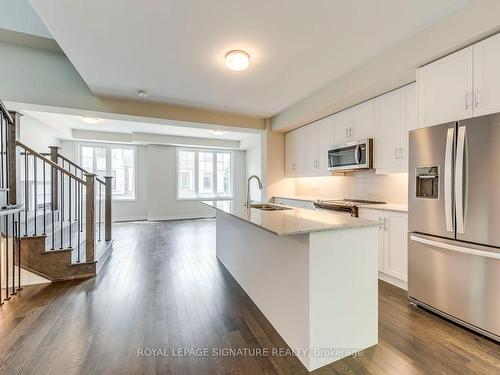 23 Folcroft St, Brampton, ON - Indoor Photo Showing Kitchen With Stainless Steel Kitchen With Upgraded Kitchen