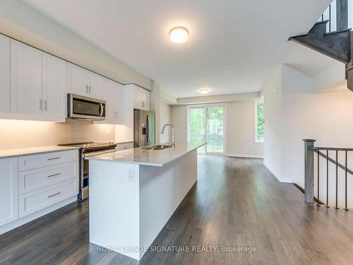 23 Folcroft St, Brampton, ON - Indoor Photo Showing Kitchen With Stainless Steel Kitchen With Upgraded Kitchen