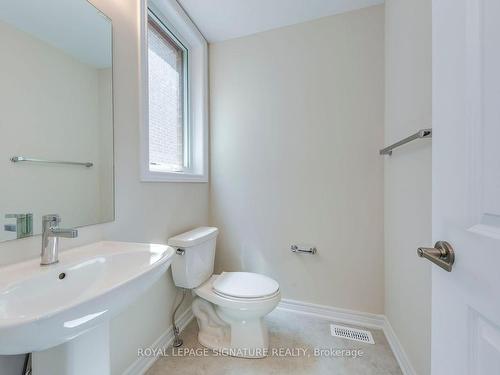 23 Folcroft St, Brampton, ON - Indoor Photo Showing Bathroom