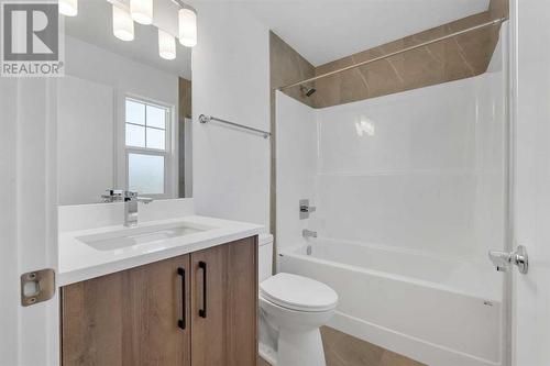 239 Kinniburgh Loop, Chestermere, AB - Indoor Photo Showing Bathroom