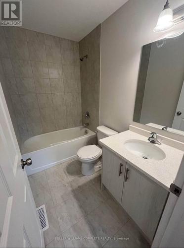 148 - 677 Park Road N, Brantford, ON - Indoor Photo Showing Bathroom