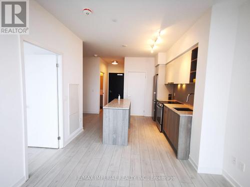 810 - 31 Tippett Road, Toronto, ON - Indoor Photo Showing Kitchen With Double Sink