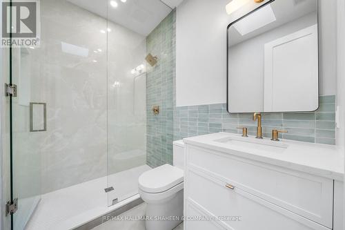 66 Parkhurst Boulevard, Toronto, ON - Indoor Photo Showing Bathroom