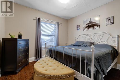 8 Mill Street, Brampton, ON - Indoor Photo Showing Bedroom