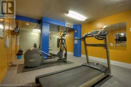 Exercise room featuring carpet flooring - 55 Green Valley Drive Drive Unit# 1806, Kitchener, ON - Indoor Photo Showing Gym Room