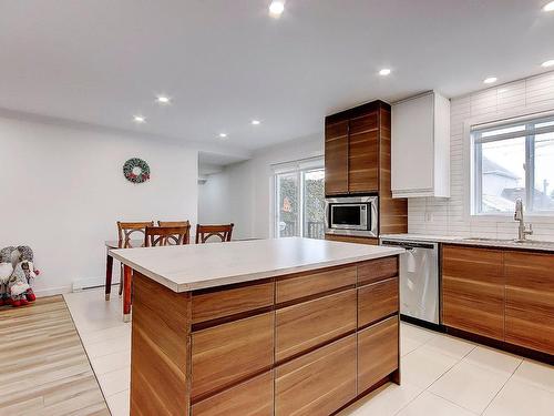 Kitchen - 270 Rue Massenet, Saint-Jean-Sur-Richelieu, QC - Indoor Photo Showing Kitchen