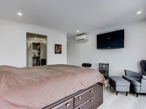 Master bedroom - 270 Rue Massenet, Saint-Jean-Sur-Richelieu, QC - Indoor Photo Showing Bedroom