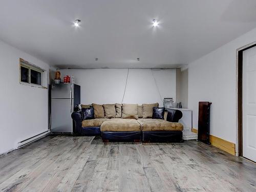 Family room - 270 Rue Massenet, Saint-Jean-Sur-Richelieu, QC - Indoor Photo Showing Living Room