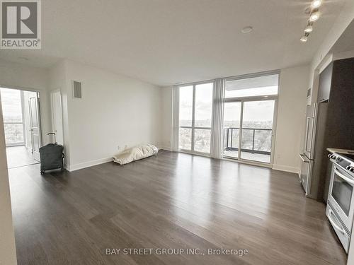 2009 - 88 Sheppard Avenue E, Toronto, ON - Indoor