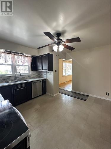 2013 Kenwood Street, Sudbury, ON - Indoor Photo Showing Kitchen With Double Sink