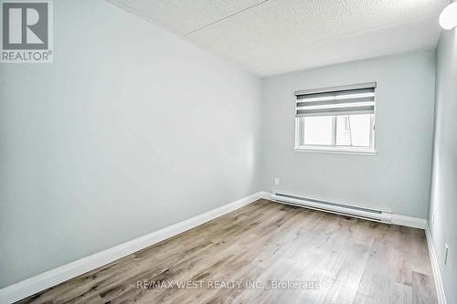 #209 - 180 Mississauga Valley Boulevard, Mississauga, ON - Indoor Photo Showing Other Room