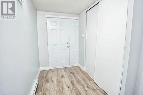 #209 - 180 Mississauga Valley Boulevard, Mississauga, ON - Indoor Photo Showing Other Room