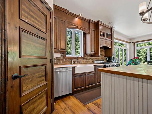 Kitchen - 6078 Rue Du Haut-Bois, Val-Morin, QC - Indoor Photo Showing Kitchen