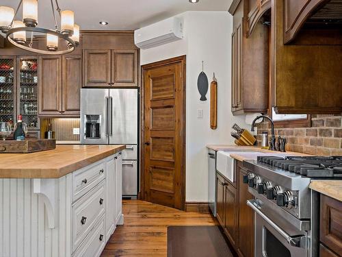 Kitchen - 6078 Rue Du Haut-Bois, Val-Morin, QC - Indoor Photo Showing Kitchen With Upgraded Kitchen