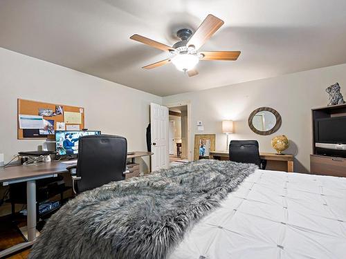 Bedroom - 6078 Rue Du Haut-Bois, Val-Morin, QC - Indoor Photo Showing Bedroom