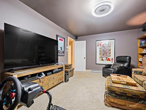 Home theatre - 6078 Rue Du Haut-Bois, Val-Morin, QC - Indoor