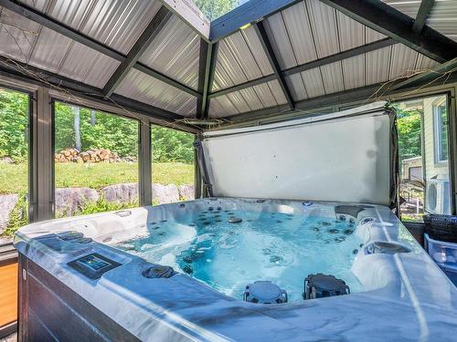 Hot tub - 6078 Rue Du Haut-Bois, Val-Morin, QC - Outdoor With Exterior