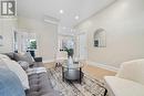 22 Windsor Street, Hamilton, ON  - Indoor Photo Showing Living Room 