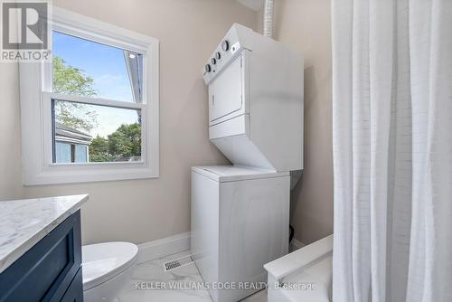 22 Windsor Street, Hamilton, ON - Indoor Photo Showing Laundry Room