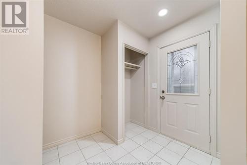 9408 Ryerson Road, Windsor, ON - Indoor Photo Showing Other Room