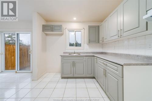 9408 Ryerson Road, Windsor, ON - Indoor Photo Showing Kitchen