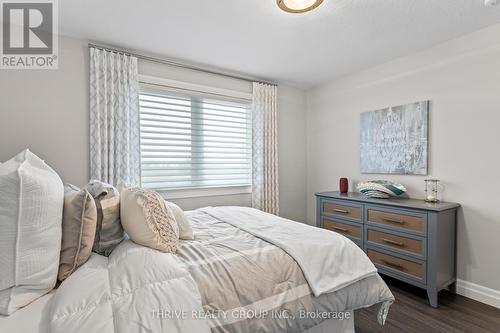 1 - 1061 Eagletrace Drive, London, ON - Indoor Photo Showing Bedroom