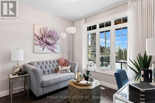 1 - 1061 Eagletrace Drive, London, ON - Indoor Photo Showing Living Room