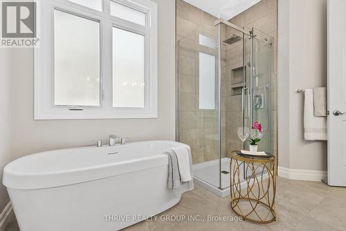 1 - 1061 Eagletrace Drive, London, ON - Indoor Photo Showing Bathroom