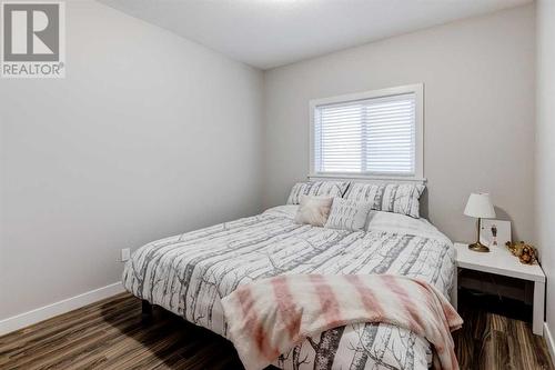 45 Mackenzie Way, Carstairs, AB - Indoor Photo Showing Bedroom