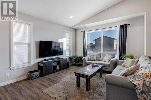 45 Mackenzie Way, Carstairs, AB - Indoor Photo Showing Living Room