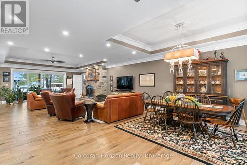 308 O'Hara Point Road, Georgian Bay (Baxter), ON - Indoor Photo Showing Dining Room