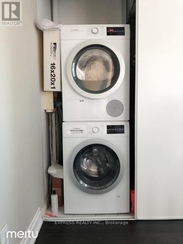 502 - 46 East Liberty Street, Toronto, ON - Indoor Photo Showing Laundry Room