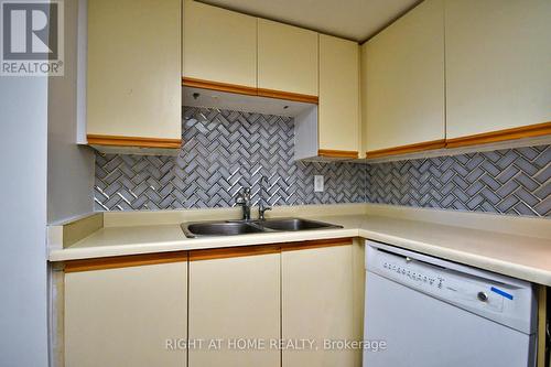 708 - 88 Alton Towers Circle, Toronto (Milliken), ON - Indoor Photo Showing Kitchen With Double Sink