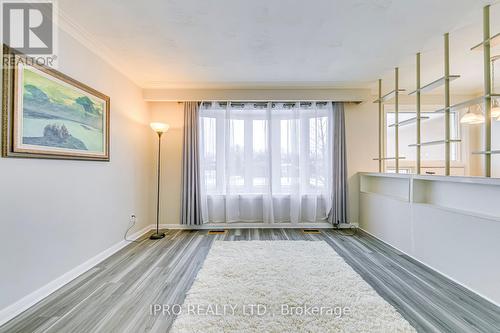 149 Delrex Boulevard, Halton Hills, ON - Indoor Photo Showing Other Room