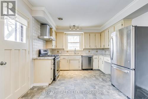 149 Delrex Boulevard, Halton Hills, ON - Indoor Photo Showing Kitchen With Stainless Steel Kitchen