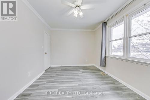 149 Delrex Boulevard, Halton Hills, ON - Indoor Photo Showing Other Room