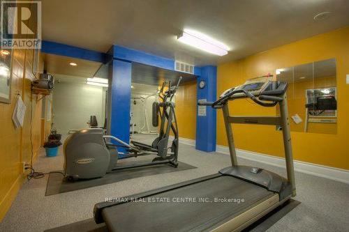 1806 - 55 Green Valley Drive W, Kitchener, ON - Indoor Photo Showing Gym Room