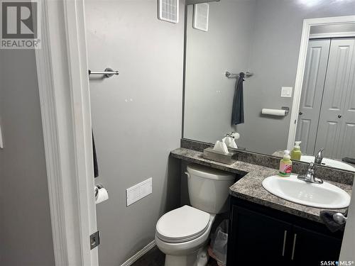 3 231 Main Street, Martensville, SK - Indoor Photo Showing Bathroom