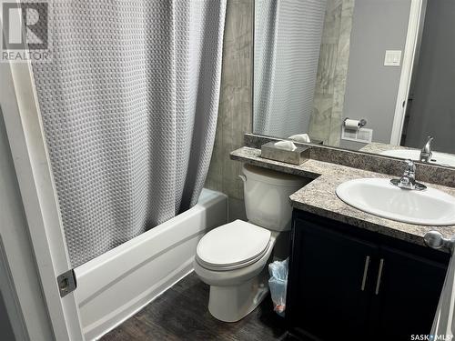 3 231 Main Street, Martensville, SK - Indoor Photo Showing Bathroom