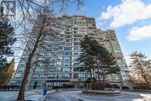 904 - 26 Hanover Road, Brampton, ON - Outdoor With Facade