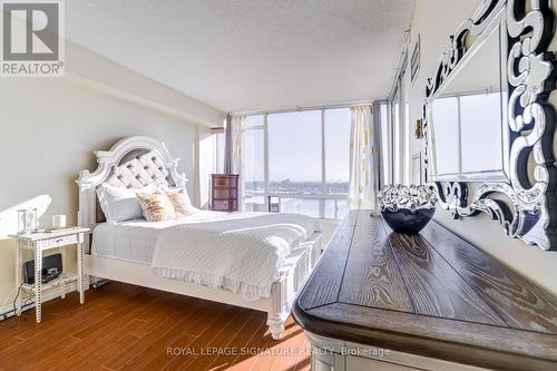 904 - 26 Hanover Road, Brampton, ON - Indoor Photo Showing Bedroom