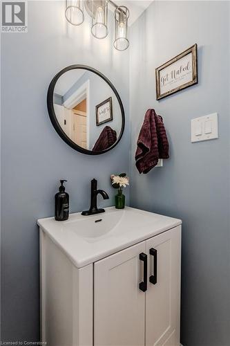 Powder Room - 74 Shallow Creek Road, Woolwich, ON - Indoor