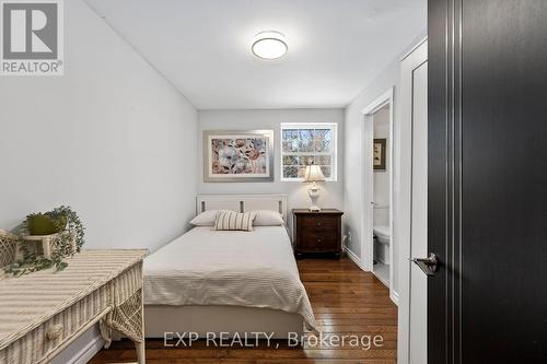 1 Birch Knoll Road, Georgina, ON - Indoor Photo Showing Bedroom