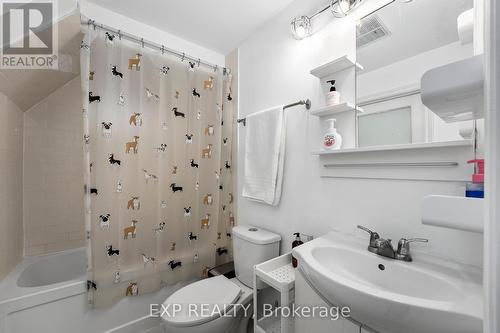 1 Birch Knoll Road, Georgina, ON - Indoor Photo Showing Bathroom