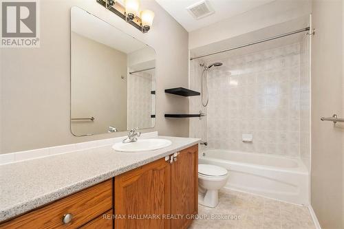 57 Collington Street, Ottawa, ON - Indoor Photo Showing Bathroom