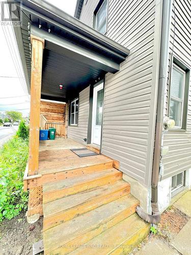 29 Wilson Street, St. Catharines (451 - Downtown), ON - Outdoor With Deck Patio Veranda With Exterior