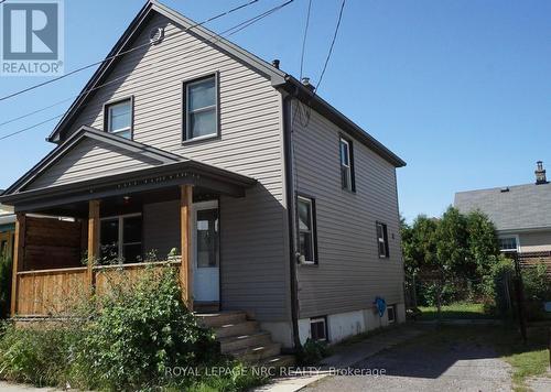 29 Wilson Street, St. Catharines (451 - Downtown), ON - Outdoor With Deck Patio Veranda