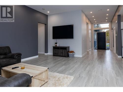 2012 Pierson Street, Terrace, BC - Indoor Photo Showing Living Room