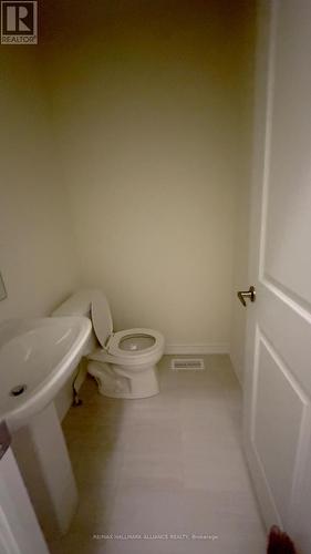 1149 Azalea Avenue, Pickering, ON - Indoor Photo Showing Bathroom